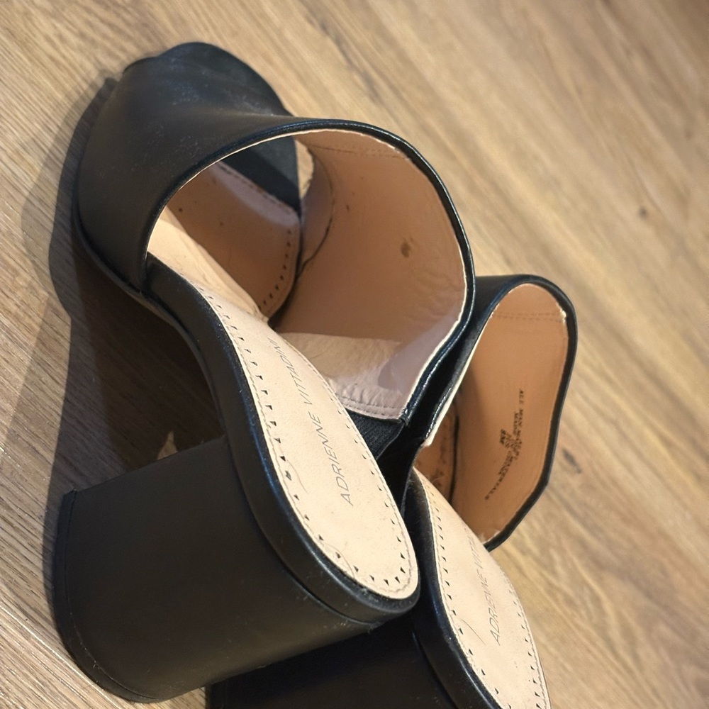 Adrienne Vittadini Black Women's Mules - Picture 4 of 7